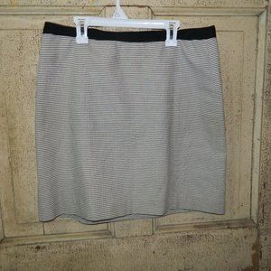 Ann Taylor LOFT Pinstripe Lined Skirt Size 8 (M-13)